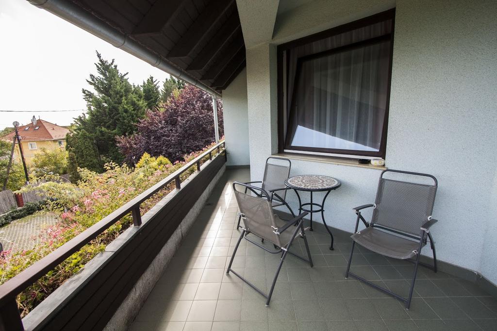 Dominika Apartman Hotel Budapest Esterno foto